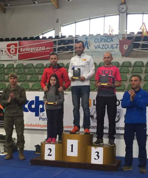 podium peregrinos.jpg